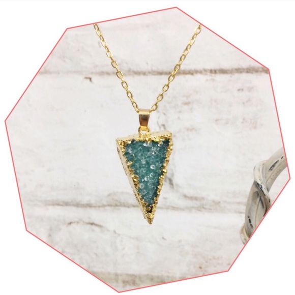 Jewelry - Crystal Necklace